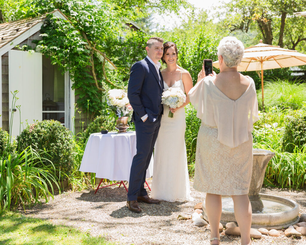 Elegant Micro Wedding at Bridgeton House on the Delaware photography by Laura Billlingham